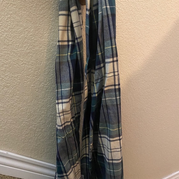 Plaid scarf - Picture 1 of 6